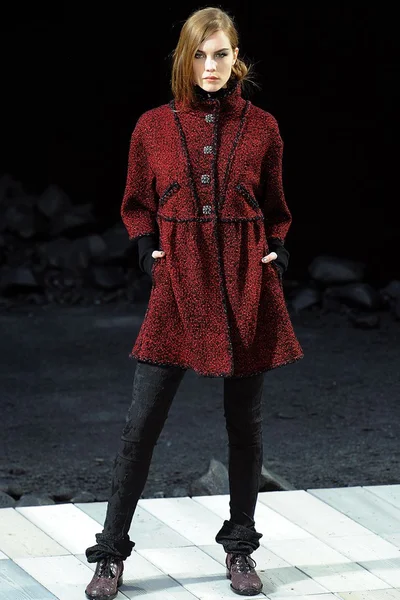 Look 30